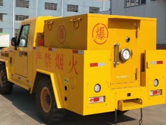 茌平凯龙爆破器材运输车：保障爆破任务的安全运行